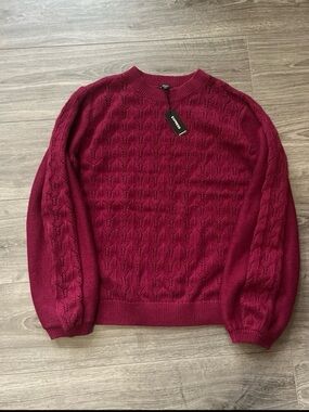 NWT Express Maroon Plum Knit Sweater Size Large